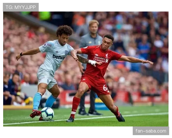 利物浦边锋高速突破如何撕开防线并提升关键战进攻节奏？